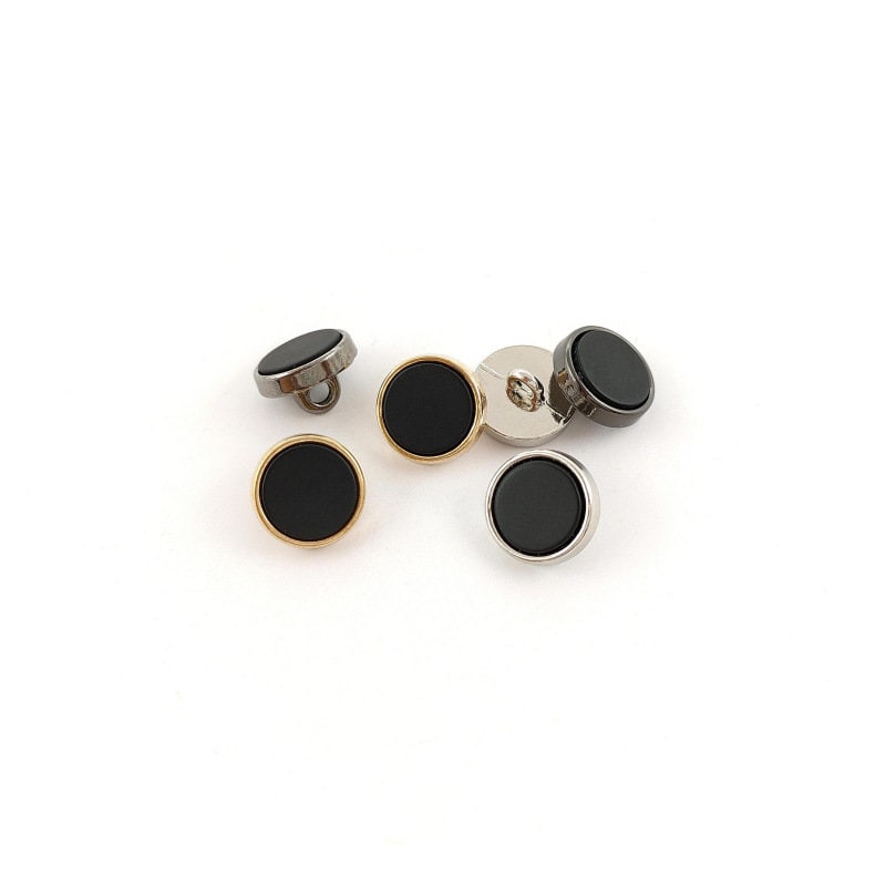 Black Circular Onyx with Silver Trim and Gold Wrapped Accents Studs and Cufflinks Set Black Circular Onyx with Silver Trim and Gold Wrapped Accents Studs and Cufflinks Set