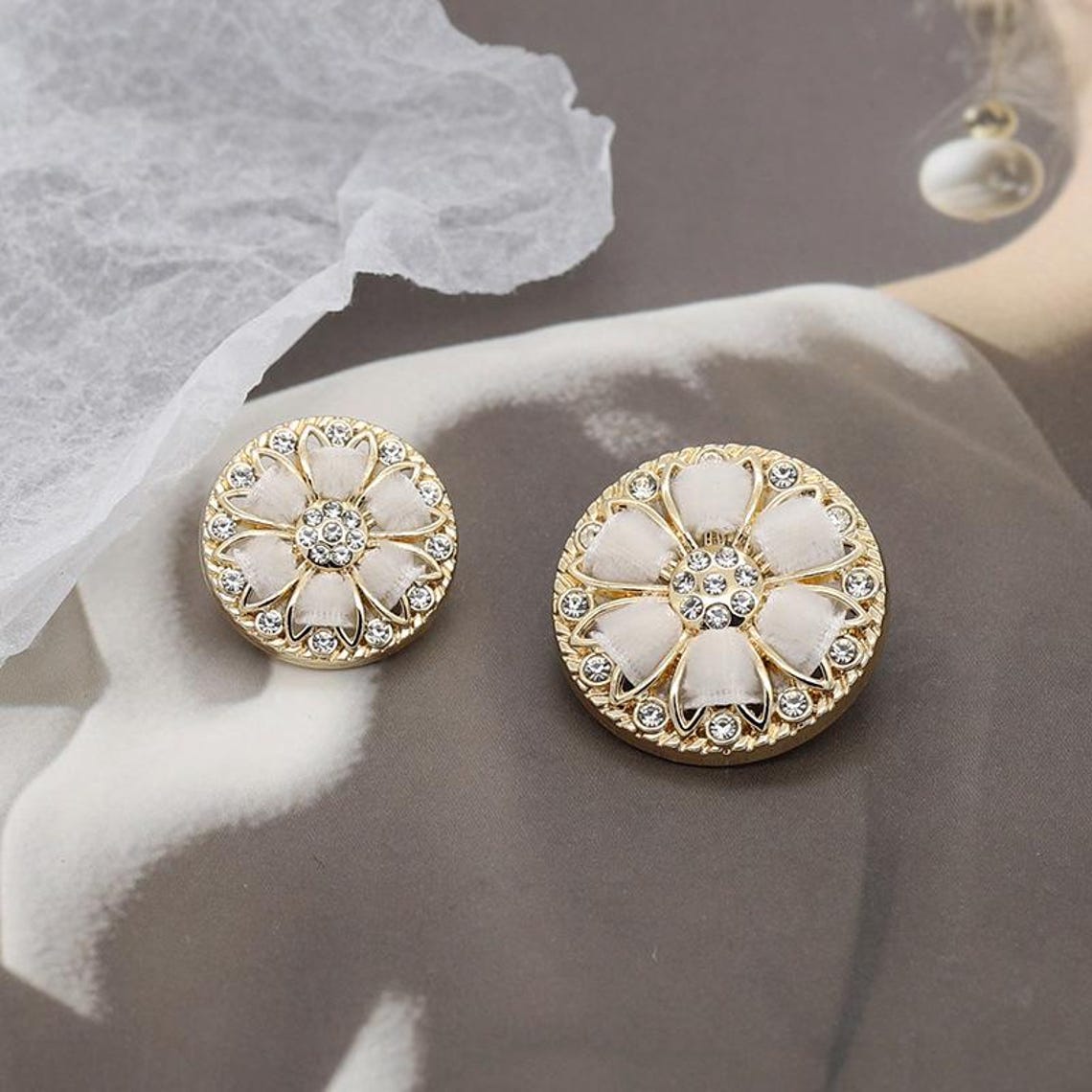 Metal Floral Buttons-6pcs Rhinestones Gold White Black for Blazer ...