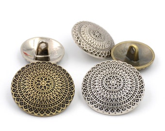 Boutons by Loïc Allio Boutons by Loic Allio. 1st Edition Book of Buttons, Antique and