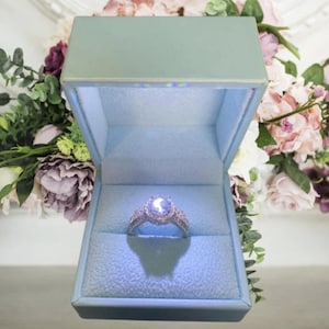 Elegant himmelsblå förlovningsringsask med LED-ljuslåda - Perfekt för frierier, bröllop, årsdagar, förlovningar och presentaskar