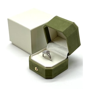 Vintage Design Jewelry Ring Box Luxury Wedding Ring Box Proposal Storage Box Engagement Ring Box Anniversary Gift Box - Forest Green Velvet image 2