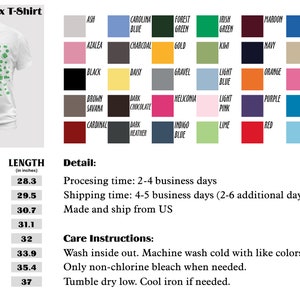 Peut inclure: Un t-shirt unisexe blanc avec un imprim&eacute; graphique vert d'un motif avec diff&eacute;rentes formes et le texte "HOLIDAY SEASON". Le t-shirt est disponible en tailles S-5XL avec des mesures de poitrine et de longueur correspondantes en pouces.