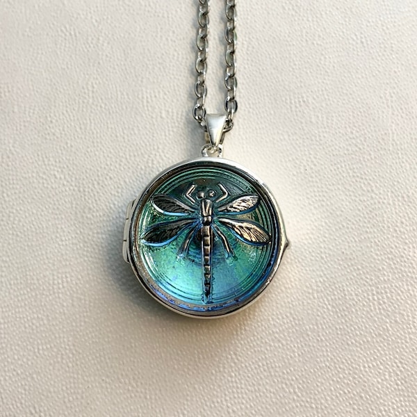 STERLING SILVER LOCKET with Vintage Dragonfly glass cabochon on 18" necklace.