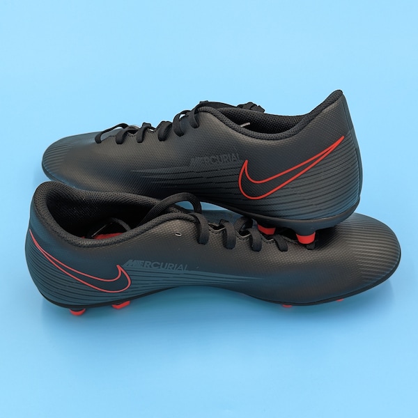 Nike Mercurial Vapor 13 Club Multi Ground Soccer Cleats Taille 11