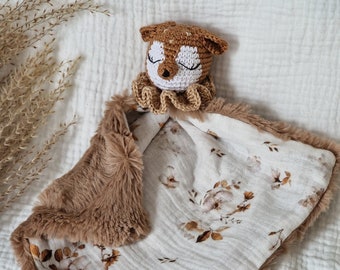 Doudou lange biche pour bébé: Doudou au crochet, double gaze, fourrure personnalisable fait main - cadeau naissance/babyshower