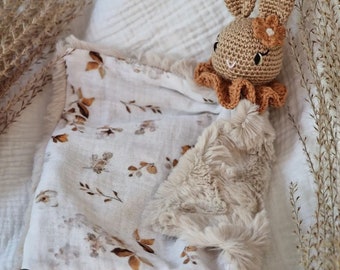 Manta de manta de bebé conejo: Manta de ganchillo, gasa doble, piel hecha a mano personalizable - regalo de nacimiento/babyshower