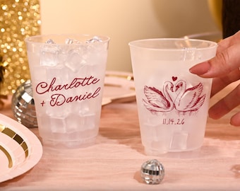 Personalized Swan Wedding Frosted Cups, Future Mr and Mrs Cups, Just Married Favors, Elegant Wedding Favors, Romantic Vintage Swan Design