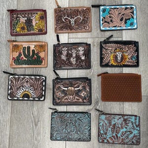 ¡Billeteras para tarjetas de crédito en cuero repujado!