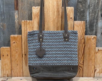 Concealed Carry Tote Bag!