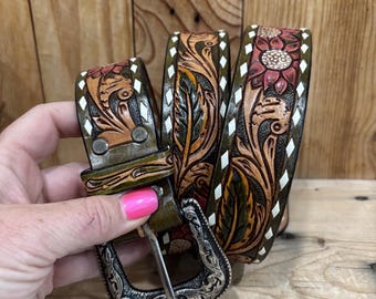 Fossil Patchwork Tooled Leather Belt Floral Embellished  display picture 2