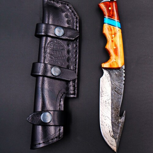 Handmade damascus slatra hunting knife with leather sheath , shops gift for christmas, gift for boyfriend, best anniversary gift