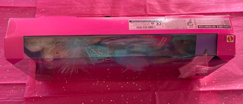 Olympic Skater Barbie 1997 – Spielzeug-Puppe Mit Drehfunktion, Wird Aufgezogen & Dreht Sich Wie Eine Eiskunstläuferin