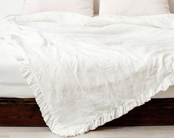 Ruffled linen duvet cover. White linen duvet cover. Frayed Ruffles Linen Duvet Cover, stone washed duvet cover king queen