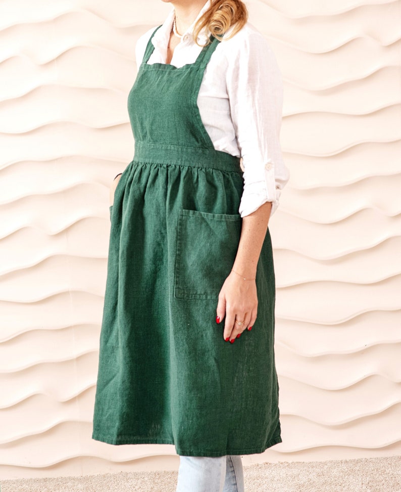 Linen pinafore apron dress with pockets for women. Retro apron linen pinafore dress image 1