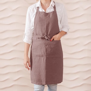 Stonewashed bib linen apron for women, gardening apron, cooking apron, farmhouse apron. Pinafore apron for women with pockets, teacher apron