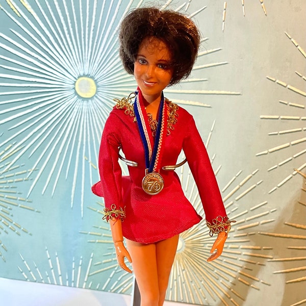 Vintage 1977 Dorothy Hamill Olympic Ice Skating Champion Doll in Original Outfit with 1976 Gold Medal by Ideal Toy Company, Collectible Doll