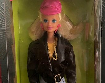 Vintage 1992 Barbie: Target Exclusive, NIB NRFB