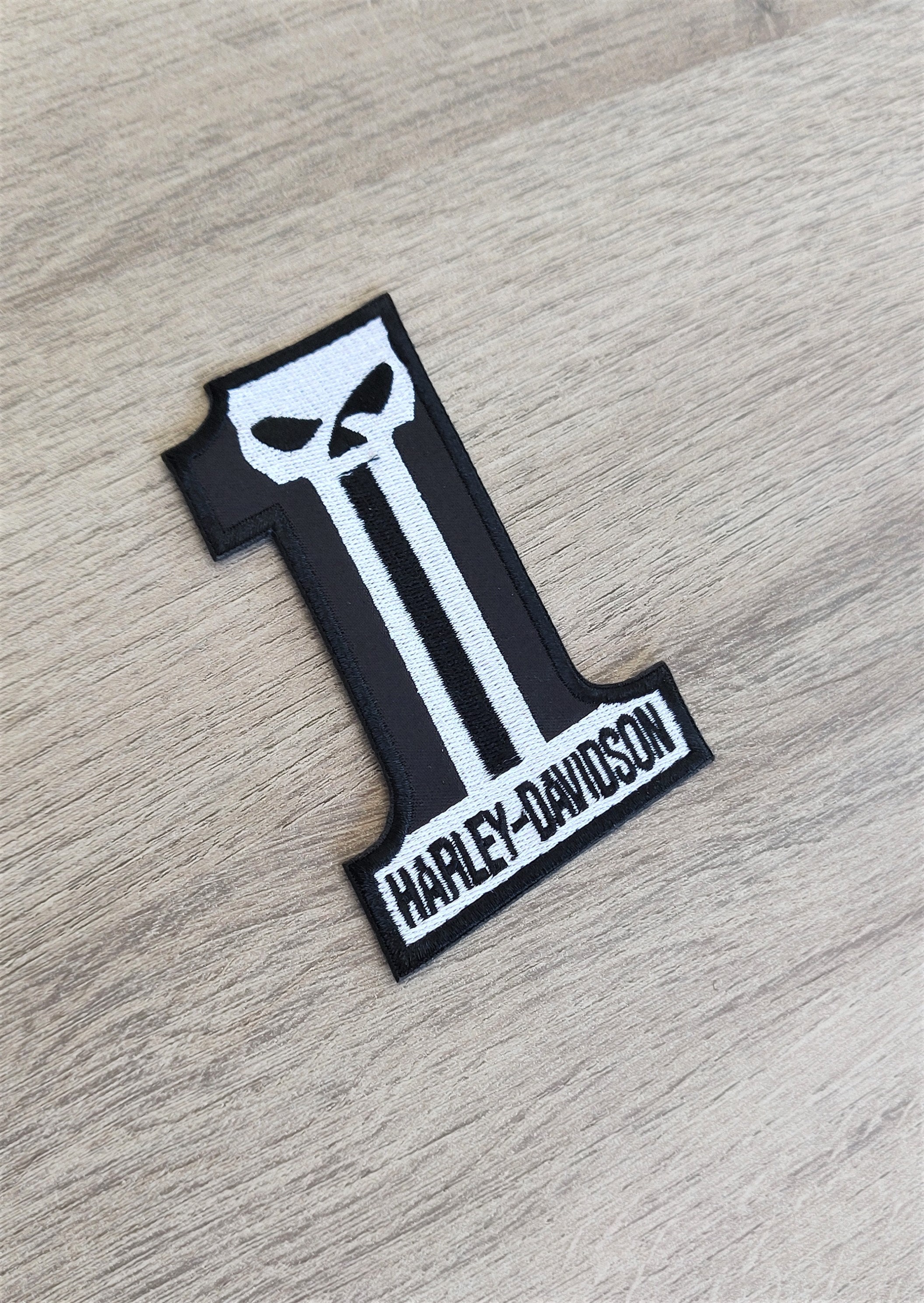 HARLEY DAVIDSON patch skull one USA 7.1cmx10.2cm / 2.75 inch x 3.94 inch -iron-on-motorcycles-clothing-Iron on Patches