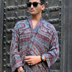 Blood Red Silk Robe for Men, Dressing Gown, Reversible Robe, Men&#39;s Long Bathrobe, Silk Kimono Robe, Sleepwear, Loungwear, Groomsmen Gift