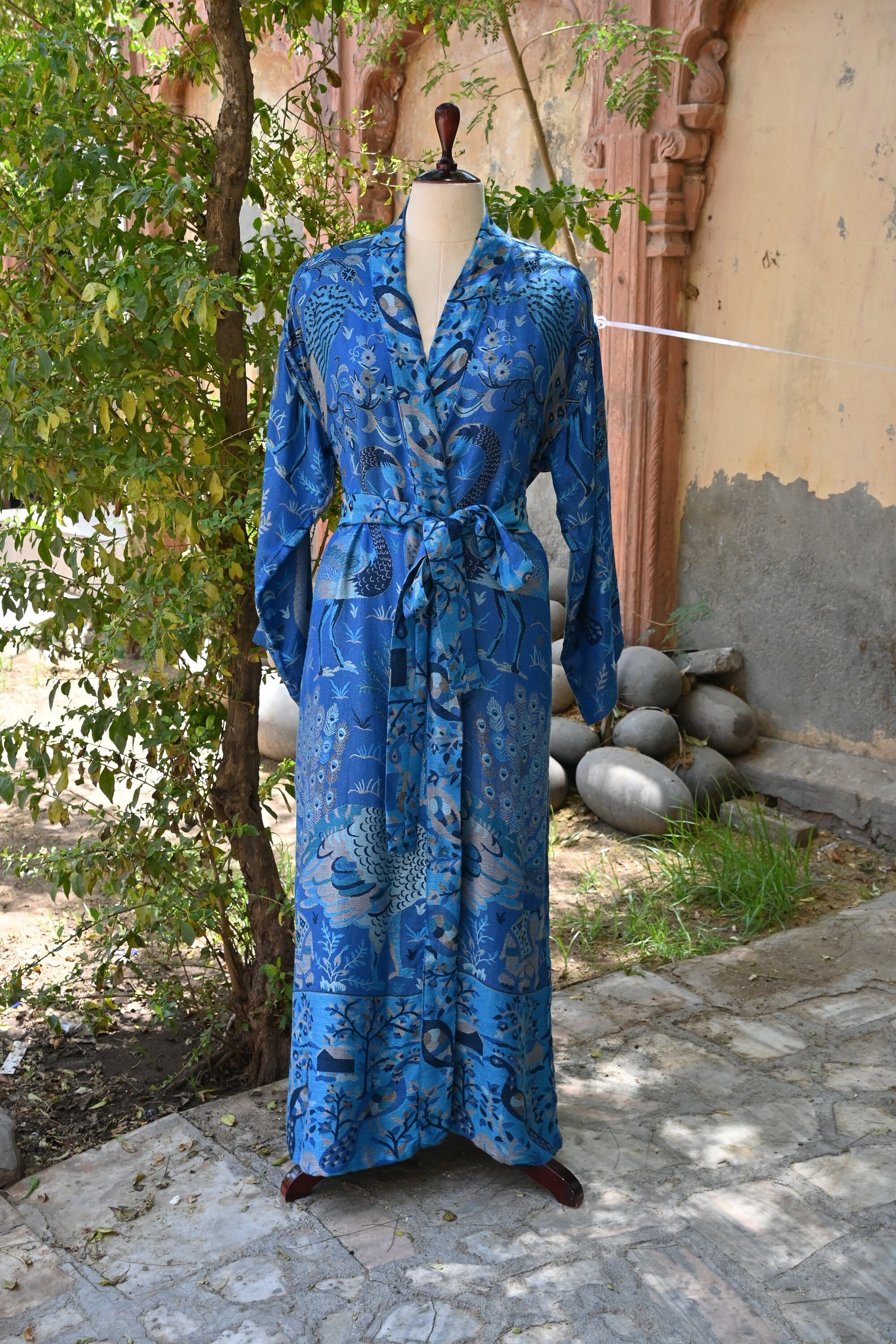 Peacock Design Blue Silk Kimono Robe, Dressing Gown, Beachwear, Robes for  Women, Bathrobe, Bridal Robe, Wedding Morning, Gift for Her - Etsy Canada