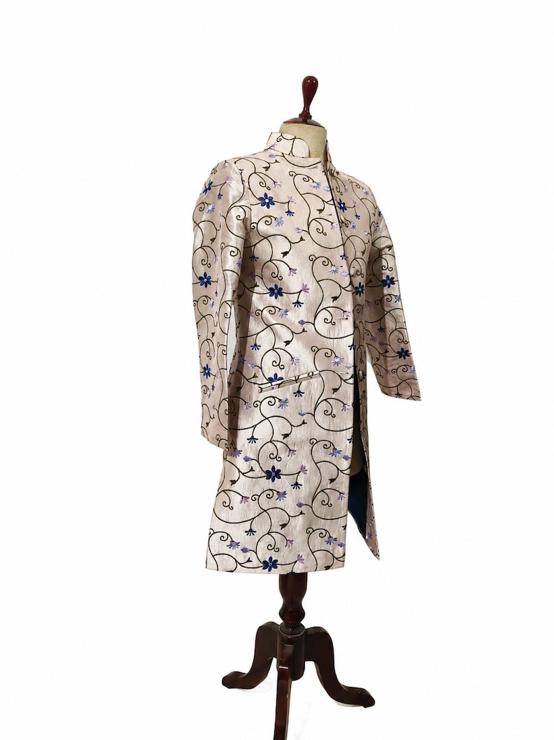 Handmade Embroidered Silk Coat: Pale Green Floral Jacket image 7