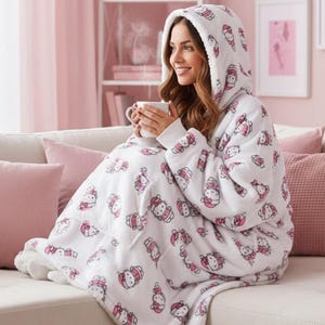 Rosa Hello Kitty Tomtefilt med huva - Mysig polyesterfleece