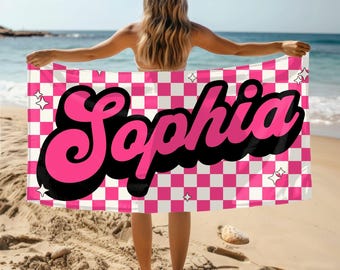 Personalized Beach Towel - Pink Retro Checkerboard with Customizable Name - Perfect for Summer Fun