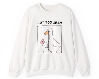 Silly Goose Sweatshirt: Retro Fall Crewneck - Cozy Thanksgiving Apparel
