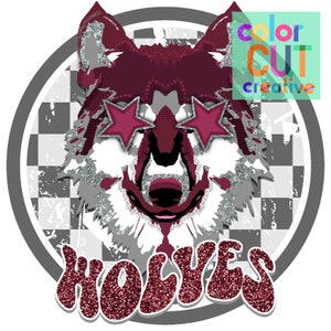Puede incluir: Un lobo burdeos con gafas de sol en forma de estrella con detalles de purpurina plateada. El lobo está en un círculo con un fondo a cuadros y la palabra "WOLVES" en letras de purpurina burdeos.