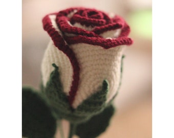 Elegant Roses: Crochet Rose Pattern for Stylish Creations