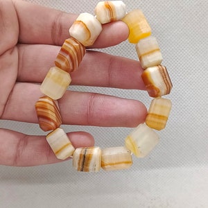 Bracciale pezzo di aragonite marrone grezzo in pietra naturale con pietra preziosa di cristallo estensibile fatto a mano immagine 3