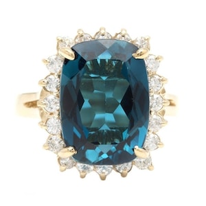 9.75 Carats Impressive Natural London Blue Topaz and Diamond 14K Yellow Gold Ring