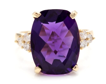 9.35 Carats Natural Impressive Amethyst and Diamond 14K Yellow Gold Ring