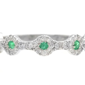 0.50 Carats Natural Emerald and Diamond 14K Solid White Gold Band Ring
