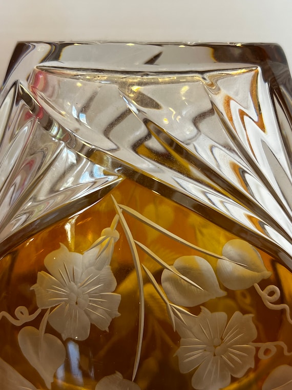 Vintage Julia Hand Cut Lead Crystal Pear Candy Jar/hummingbird