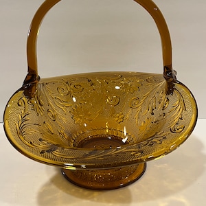 Vintage Indiana Amber Glass Basket w/ Applied Handle & Sunflower Pattern Large Easter Basket, Towel Holder, Trinket Collectible Home Decor