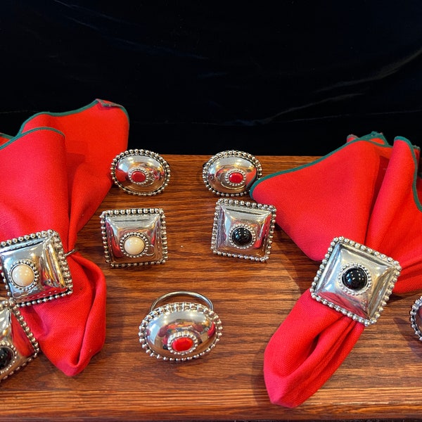 Napkin Rings Two's Company Silver Plated Set of 8 Hob Nail Napkin Holders