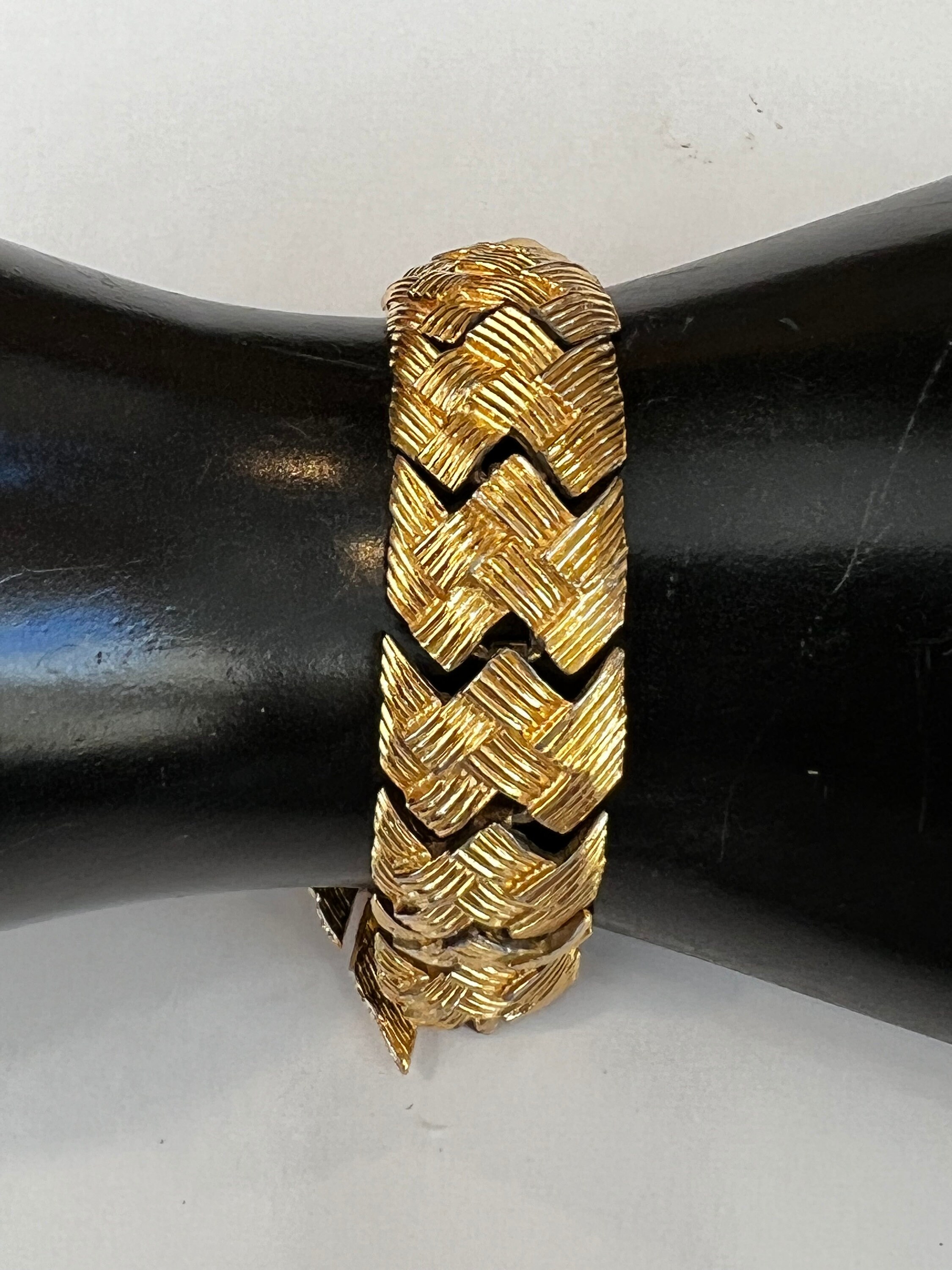 Vintage Napier Gold Tone Bracelet Old Hollywood Zig Zag