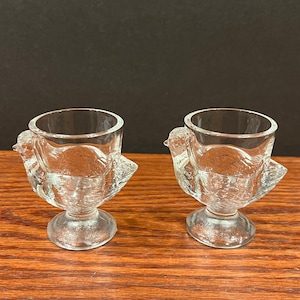 Set of 2 Vintage Glass Chicken Egg Cups - Adorable Serving Cups for Kids&#39; Breakfast, Cute Egg Holders for Boiled Eggs & More