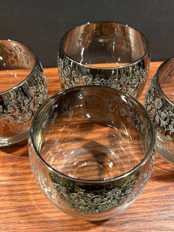 Vintage Dorothy Thorpe Silver Fade Rim Roly Poly Floral Lowball