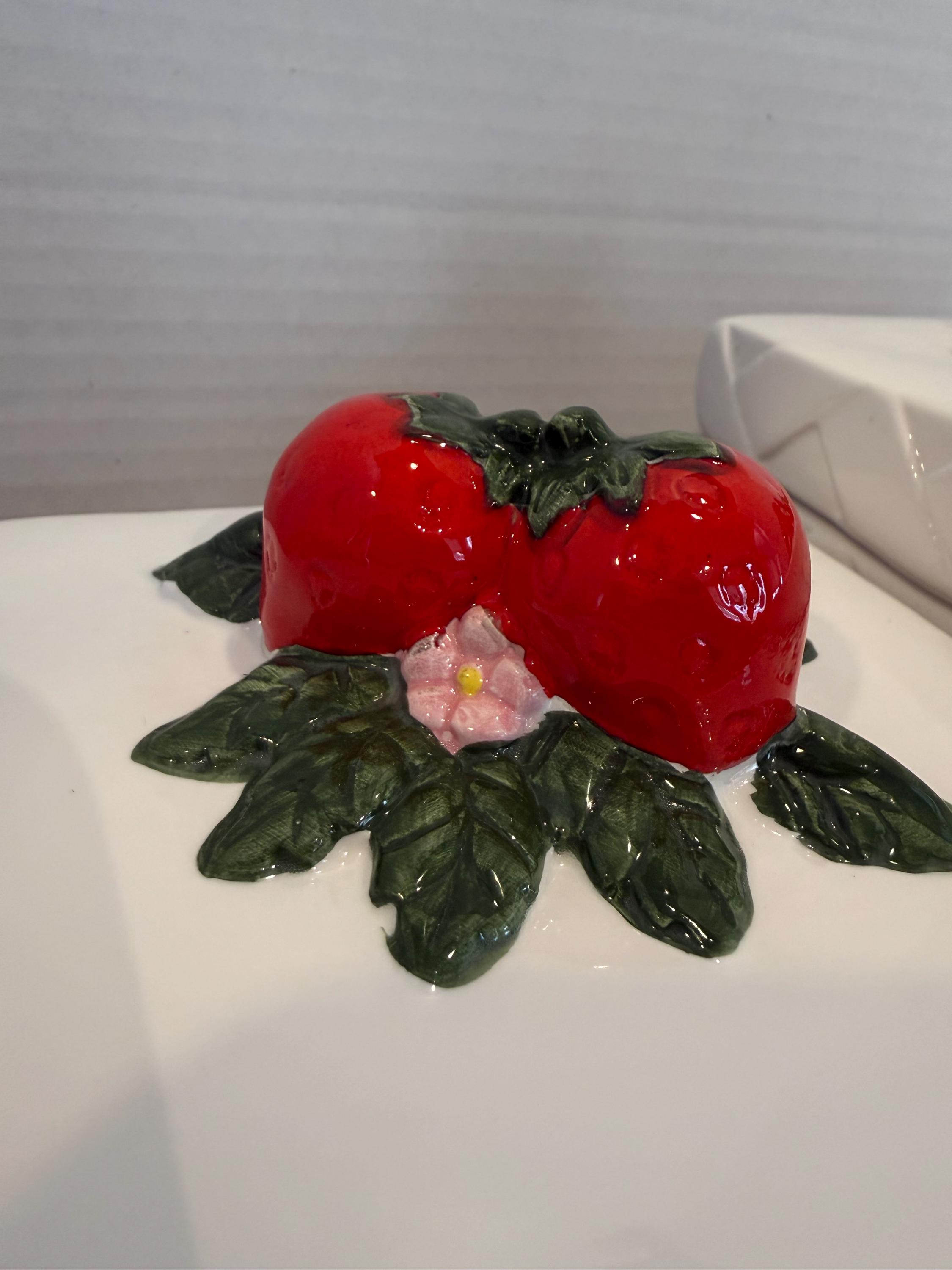 Vintage Strawberry Basket Weave Canister Set - Trompe L'oeil