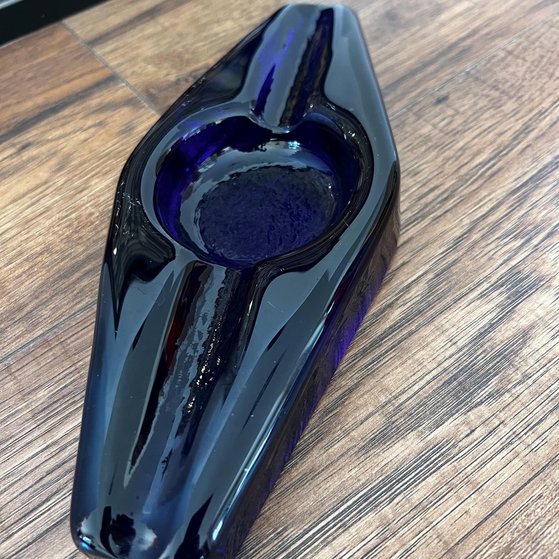 ベイブルースアンティーク オブジェ Vintage Blenko Cobalt Blue Ashtray 9735 - Hand-blown Glass Cigar