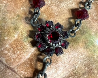 Vintage Flower Necklace Blood Red Australian Crystals Marianna Fashion Jewelry Black Dark Red Bead Crystals