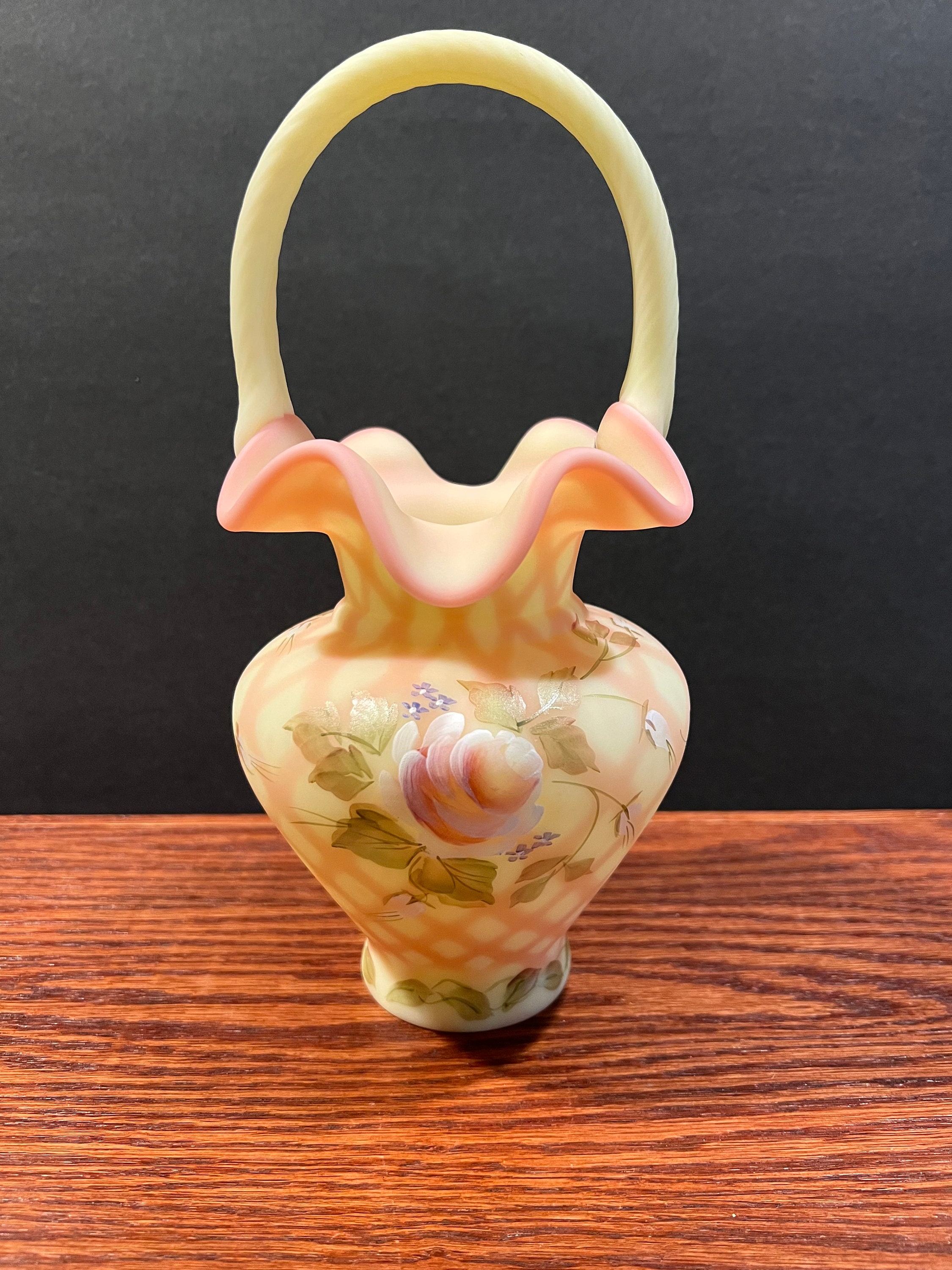 フェントン　バスケット　ローズガーデン Fenton Art Glass Hand Painted 