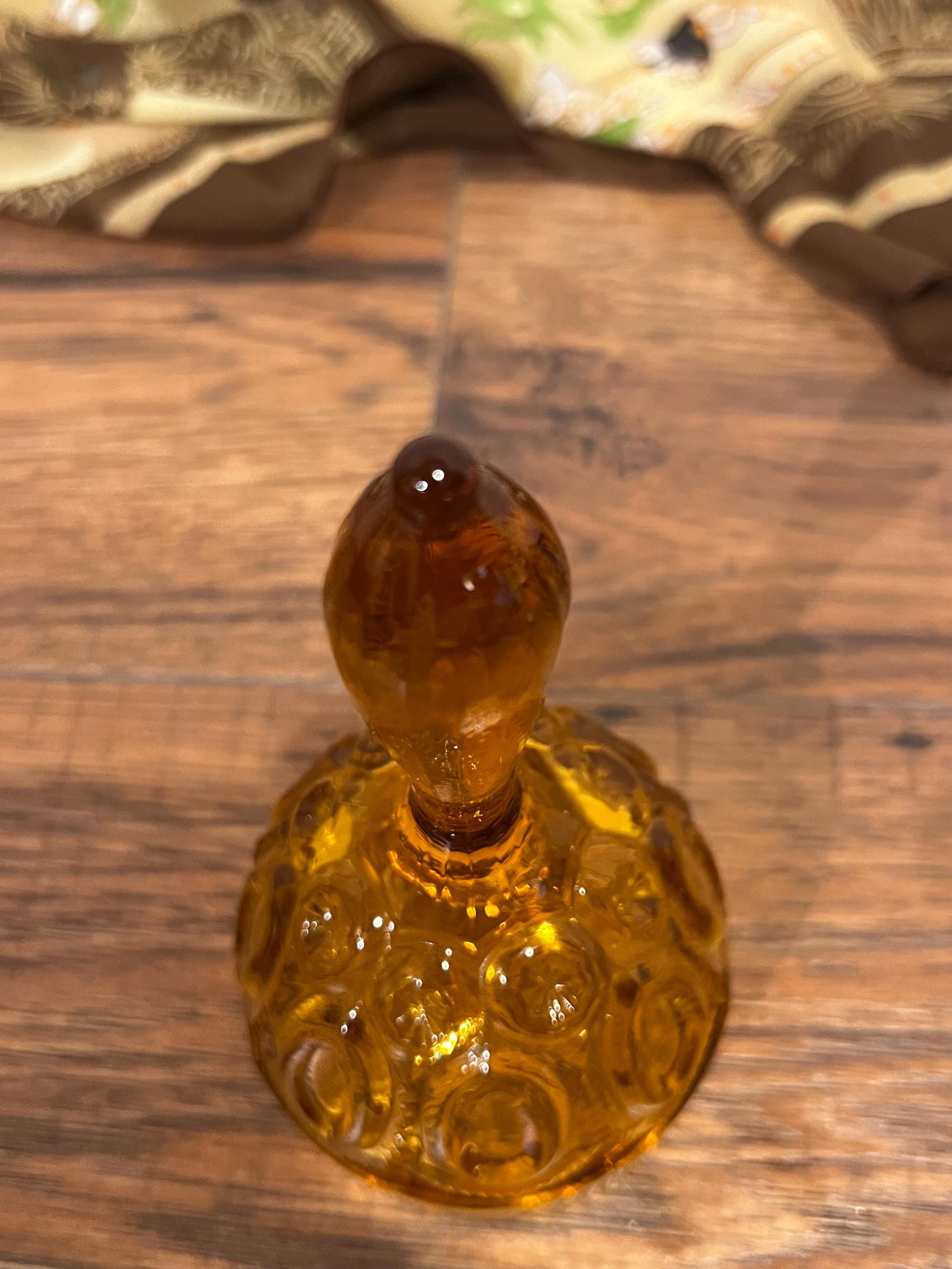 Vintage L.E. Smith Moon & Star Amber Glass Bell | Collectible Glass ...