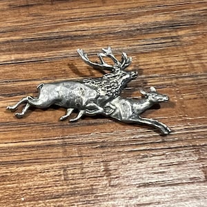 Vintage Pewter Deer and Fawn Brooch Pin | Mother Baby Wildlife Jewelry | Hunter Gift | Nature Fashion Accessory | Metal Woodland Pin