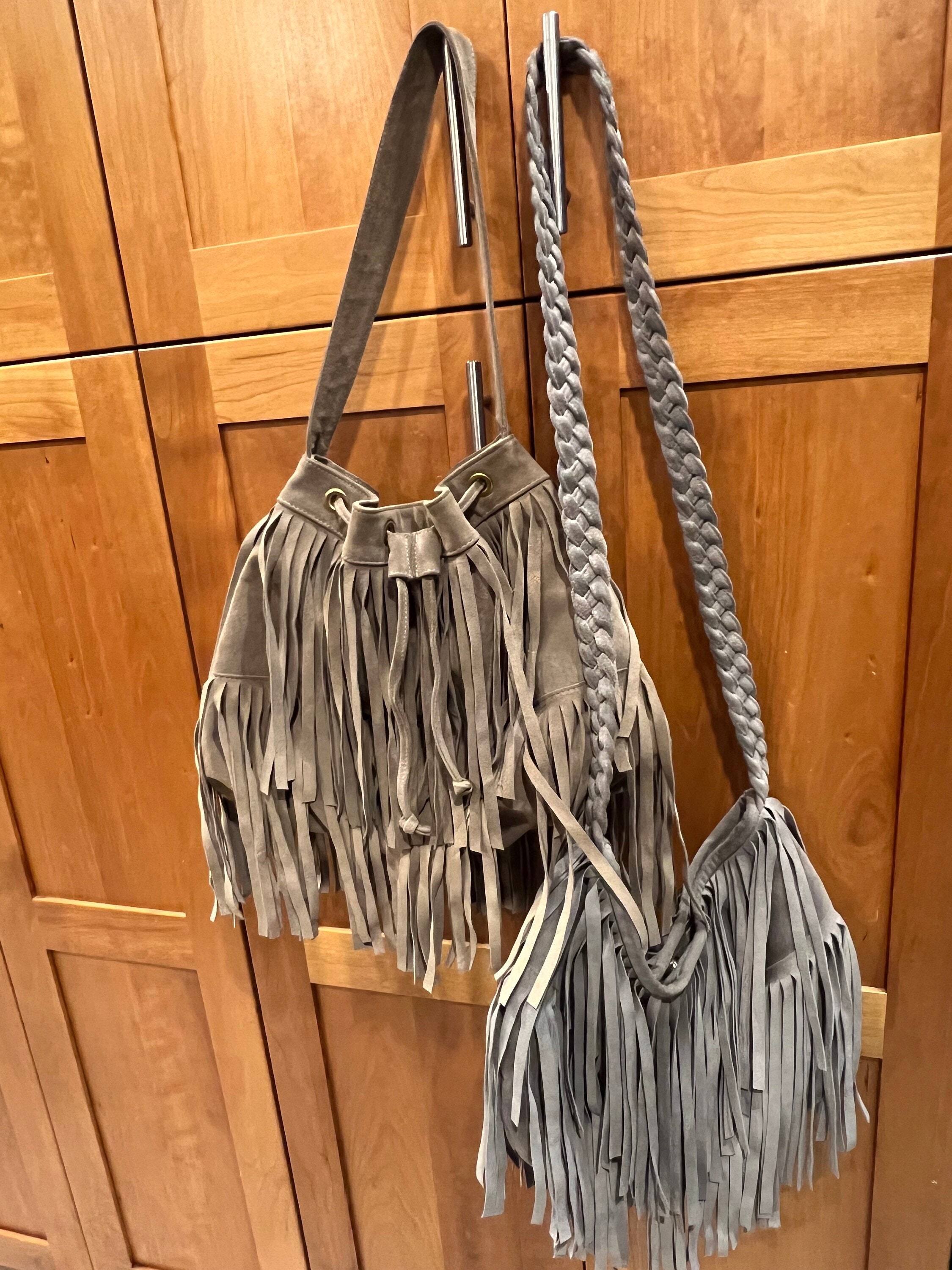 DV good DIVAS BAG Suede Fringe Hobo bag taupe