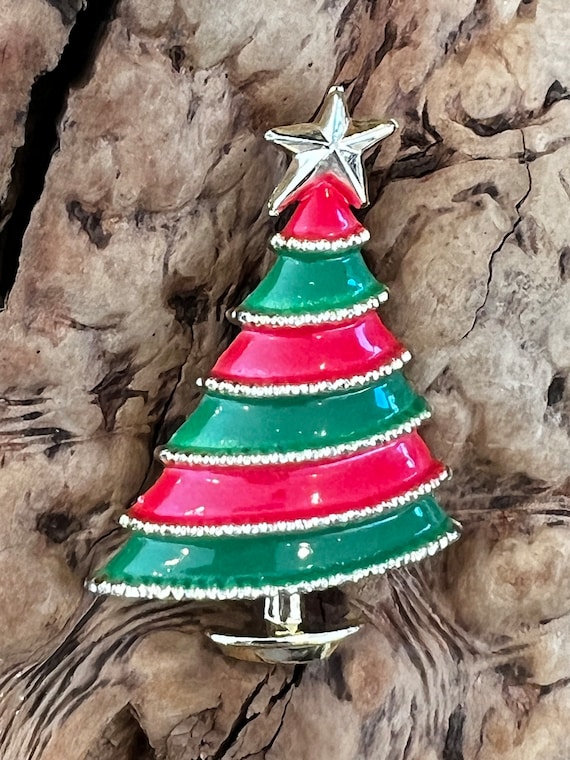 Vintage Red Green Enamel Christmas Tree Brooch Pi… - image 1