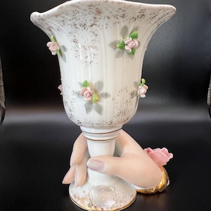 Vintage Lefton China Porcelain Lady Hand Vase – 1950s Pink Roses & 22K Gold – Bone China Goblet Holder – Mid-Century Home Deco