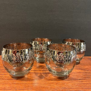 Vintage Dorothy Thorpe Silver Fade Rim Roly Poly Floral Lowball Glasses, Set of 4 | 6 Oz Barware, Mid-Century Modern Glassware for Cocktails